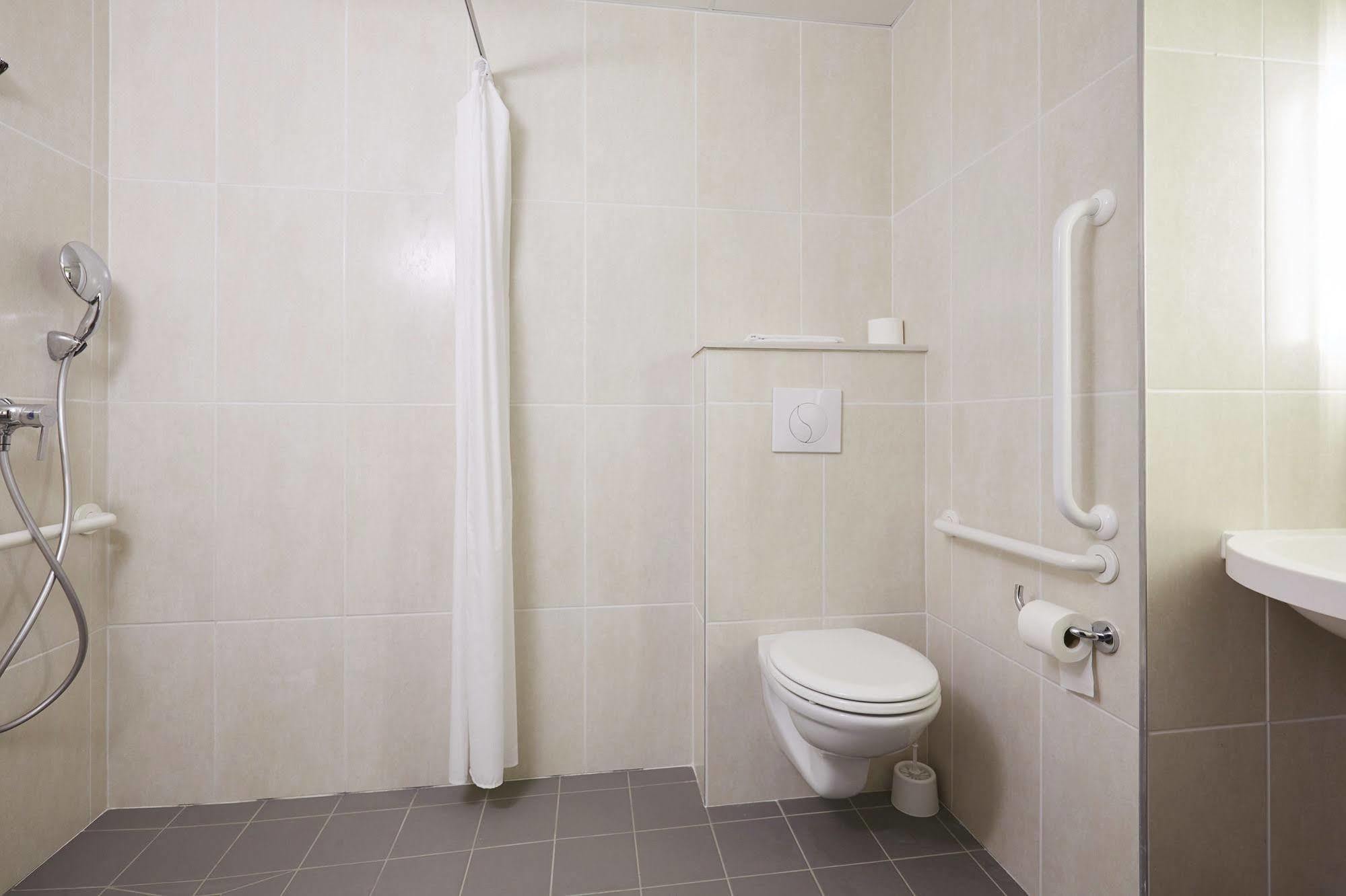 B&B Hotel Le Mans Nord 2 Saint-Saturnin  Luaran gambar